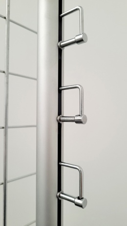 Ekspozytor naścienny na 18 szt.